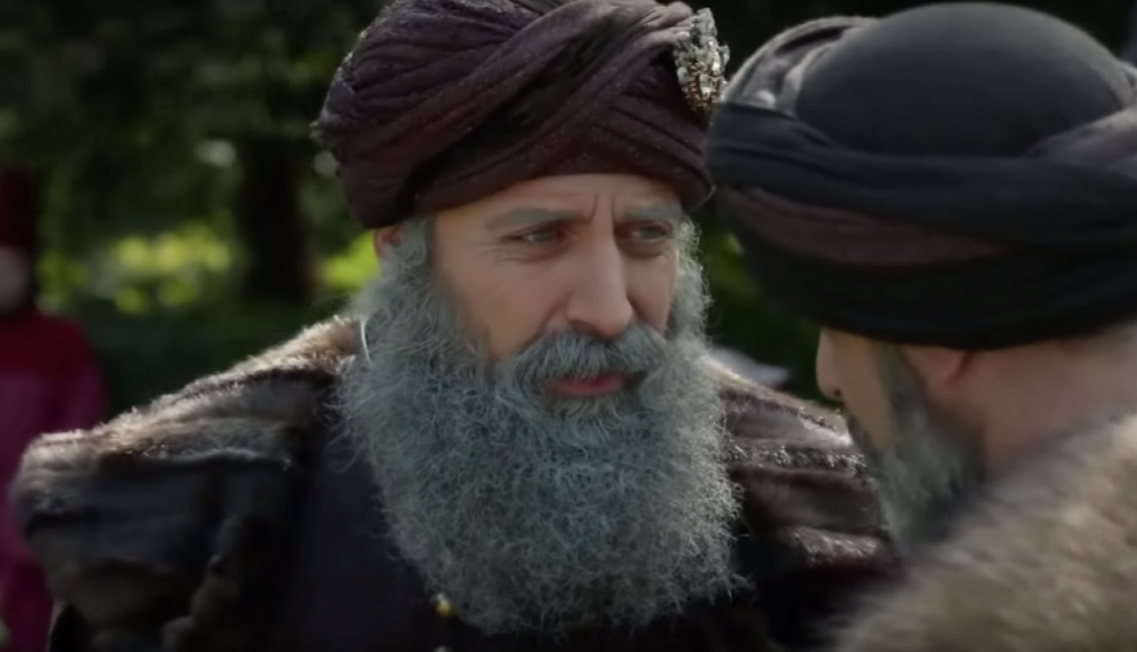 "На Сулеймана похож": Потапа сравнили с султаном из "Великолепного века" (фото)