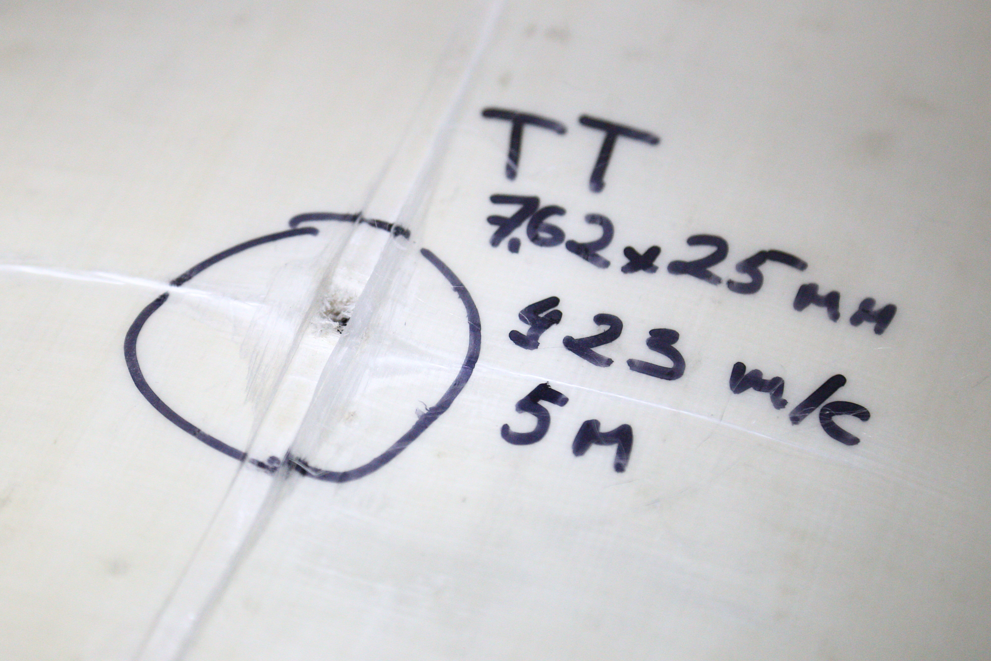 Хочешь мира - готовься к войне: как производят бронежилеты для украинских бойцов