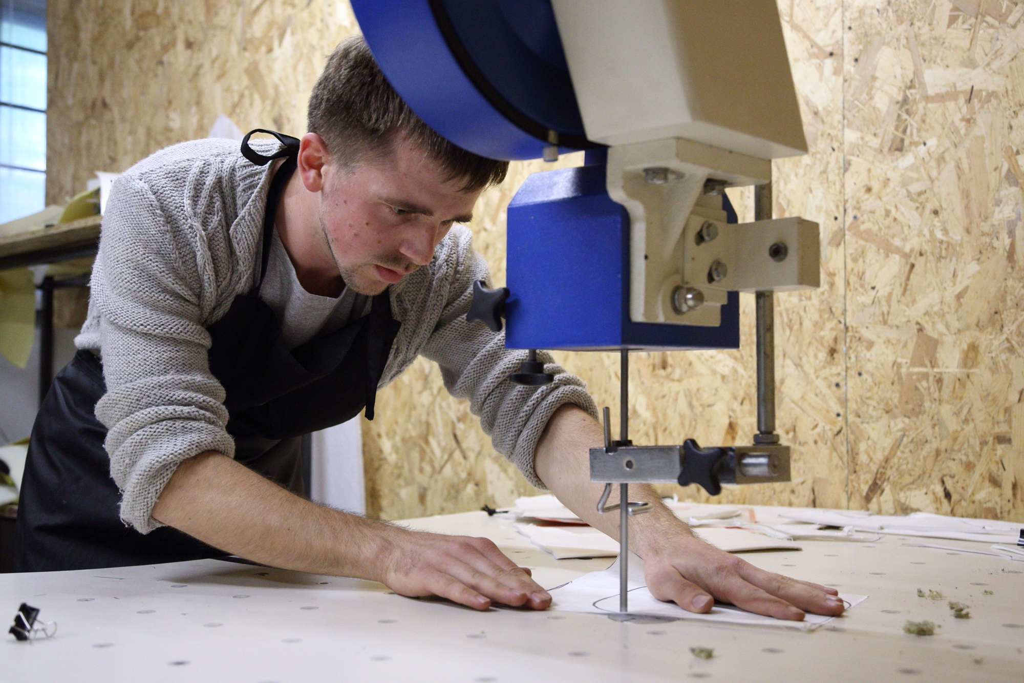 Хочешь мира - готовься к войне: как производят бронежилеты для украинских бойцов