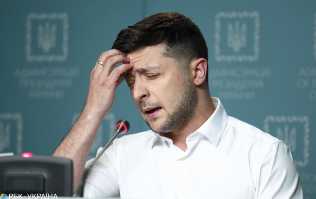 Терпел, аж слезы текли: Зеленский рассказал о "застольях" с политиками