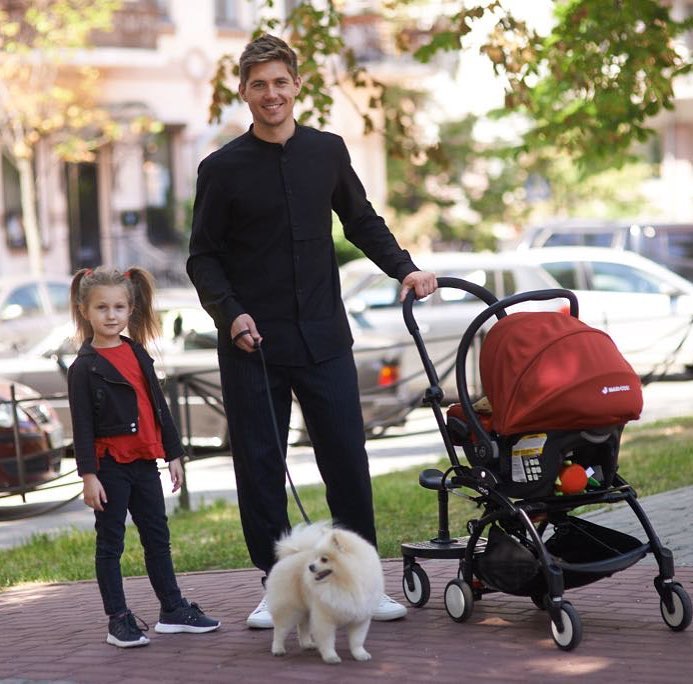 "Перший млинець комом": ведучий Володимир Остапчук розповів, як почав готувати