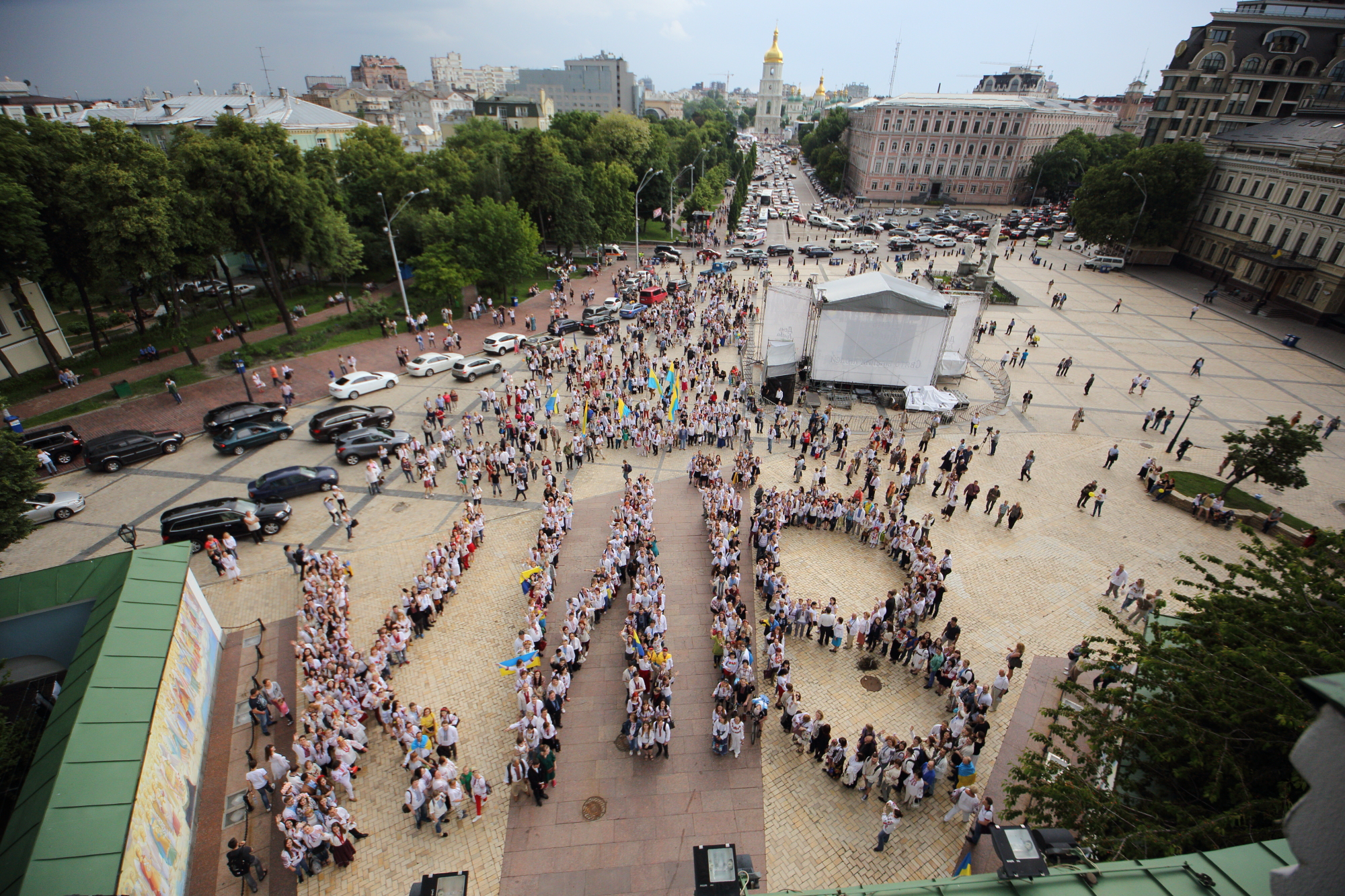 17-й Мегамарш вишиванок: найкрасивіше захід до Дня Києва відбулося, незважаючи на погоду