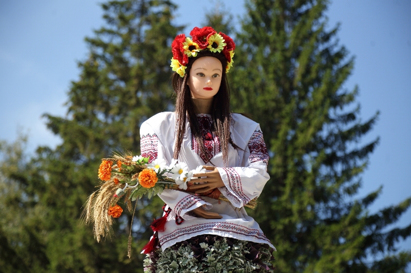 Украинских гениев увековечили в цветах: фоторепортаж с выставки в Киеве