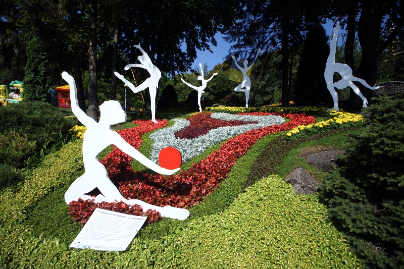 Украинских гениев увековечили в цветах: фоторепортаж с выставки в Киеве