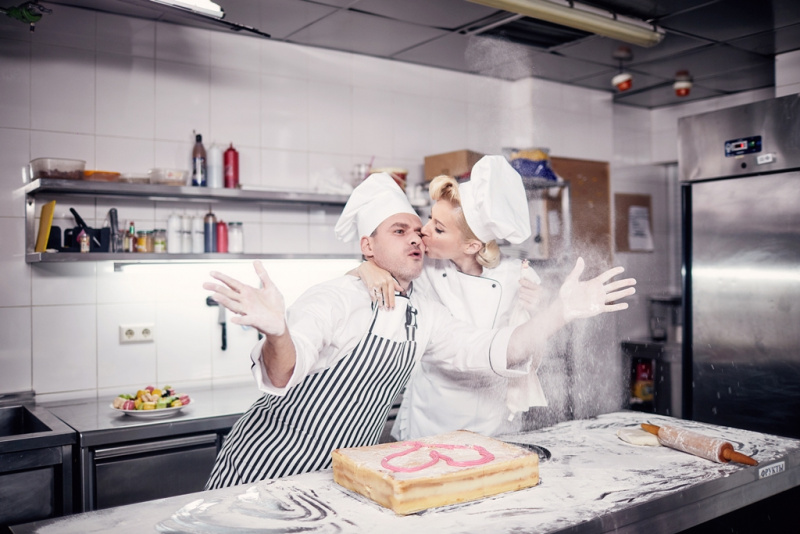 Злата Огневич, Фагот, Гарик Кричевский, Алексей Мочанов и другие звезды снялись в мюзикле к юбилею культового клуба (фото)