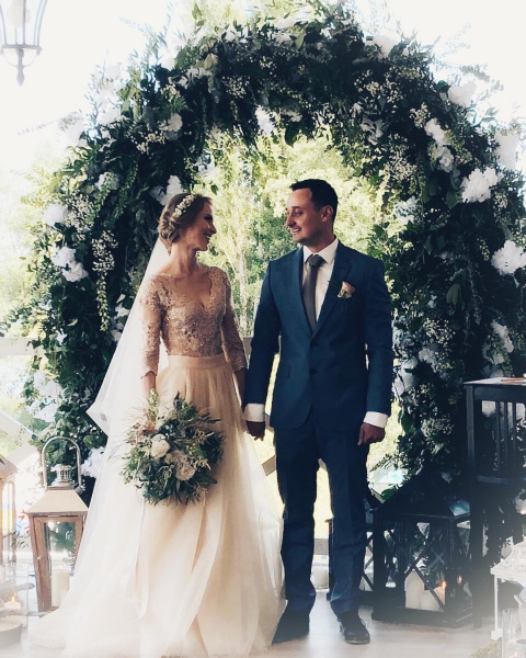 Оксана Байрак поженила известную украинскую актрису: фото с церемонии