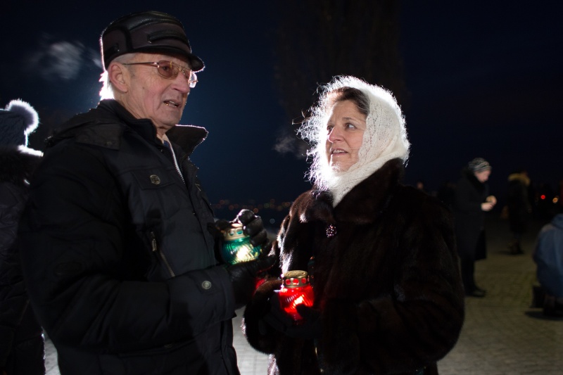В Киеве почтили память погибших во время Голодомора: фоторепортаж
