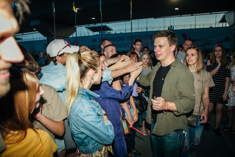 Дмитрий Комаров отправился покорять новую страну: что известно о поездке