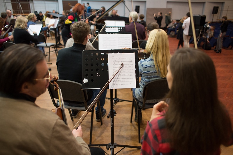 Пианист-виртуоз Хмара готовится к шоу "Колесо жизни" с симфоническим оркестром