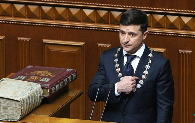 Розпуск Ради і перепалка з Ляшком: інавгурація Зеленського сколихнула мережу