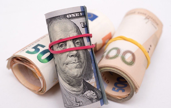 Бесплатный сыр: по какой схеме украинцев обдирают &quot;быстрые&quot; кредитные компании