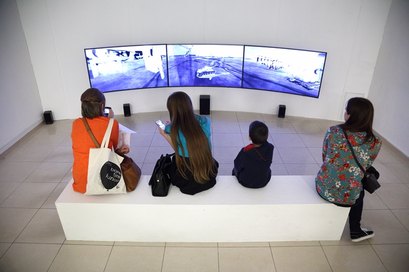 В Киеве открылась выставка о феномене коррупции (фоторепортаж)