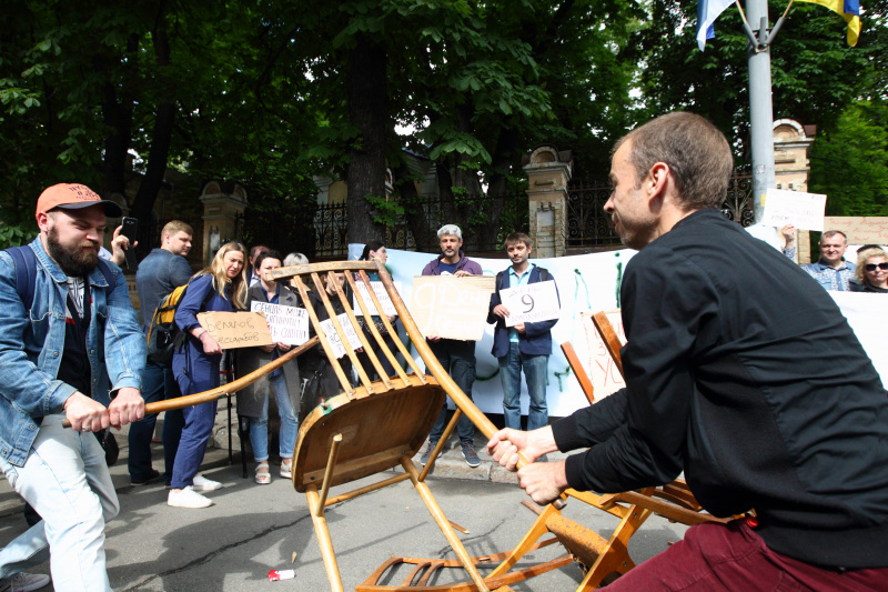 "Хватит сидеть": в Киеве прошла акция в поддержку Сенцова (яркий фоторепортаж)