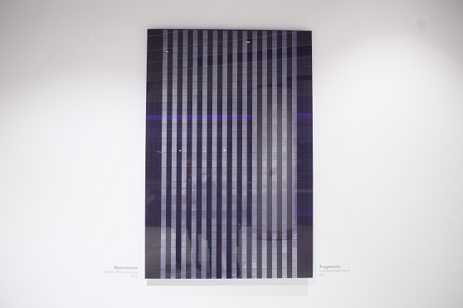 Минимализм и геометрия пространства: в Киеве открылась выставка урбанистической фотографии Убика Литвина