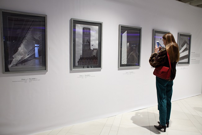 Минимализм и геометрия пространства: в Киеве открылась выставка урбанистической фотографии Убика Литвина