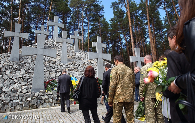 В Быковне почтили память жертв политических репрессий (фото)