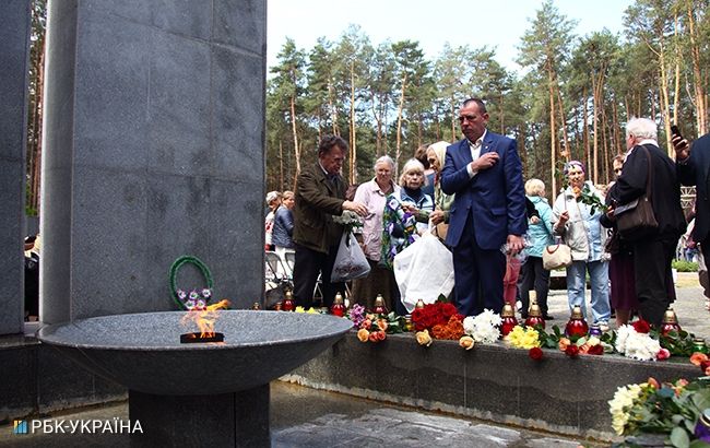 В Быковне почтили память жертв политических репрессий (фото)