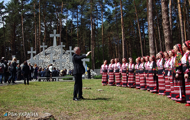 В Быковне почтили память жертв политических репрессий (фото)