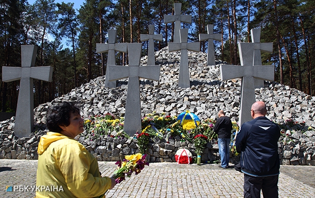 В Быковне почтили память жертв политических репрессий (фото)