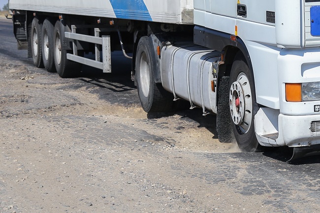 Ями на трасі Одеса-Рені