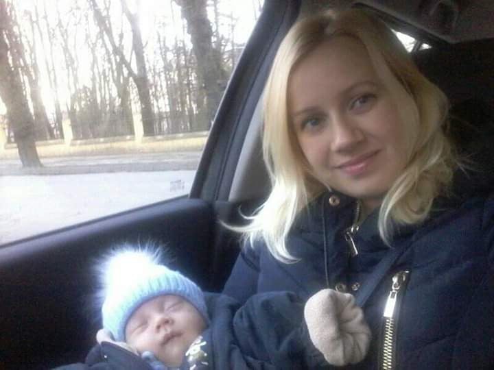 Українка перенесла 11 операцій на серці, але попри все народила двох дітей: неймовірна історія