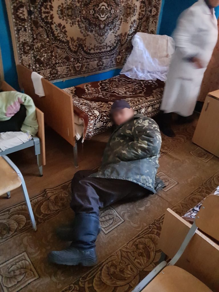 Днем лежат на полу: выявлены жуткие нарушения в психоневрологическом интернате Черниговской области