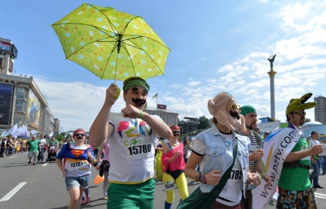 Фото: В этом году пройдет 24 пробег под каштанами на День Киева (facebook) Прошлогодний пробег под каштанами на День Киева