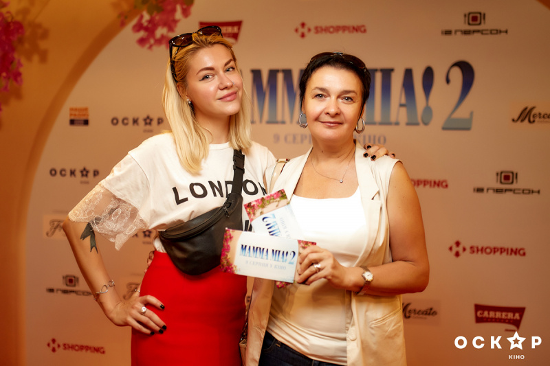 Ступка с женой, &quot;НеАнгелы&quot; и другие звезды посетили премьеру &quot;Мамма Миа!2&quot;