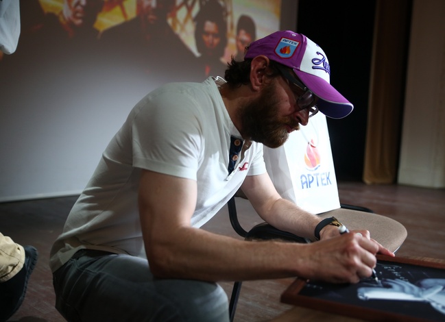 Минус один: Хабенский угодил в базу &quot;Миротворца&quot;