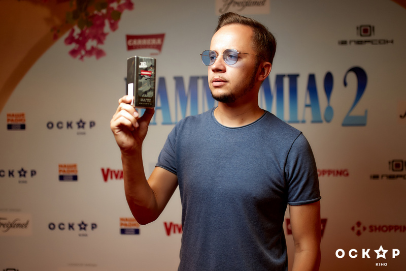 Ступка с женой, &quot;НеАнгелы&quot; и другие звезды посетили премьеру &quot;Мамма Миа!2&quot;