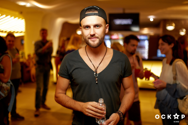 &quot;Агент Джонни Инглиш: Новая миссия&quot;: Ступка с Логуновой, Melovin и другие звезды на премьере