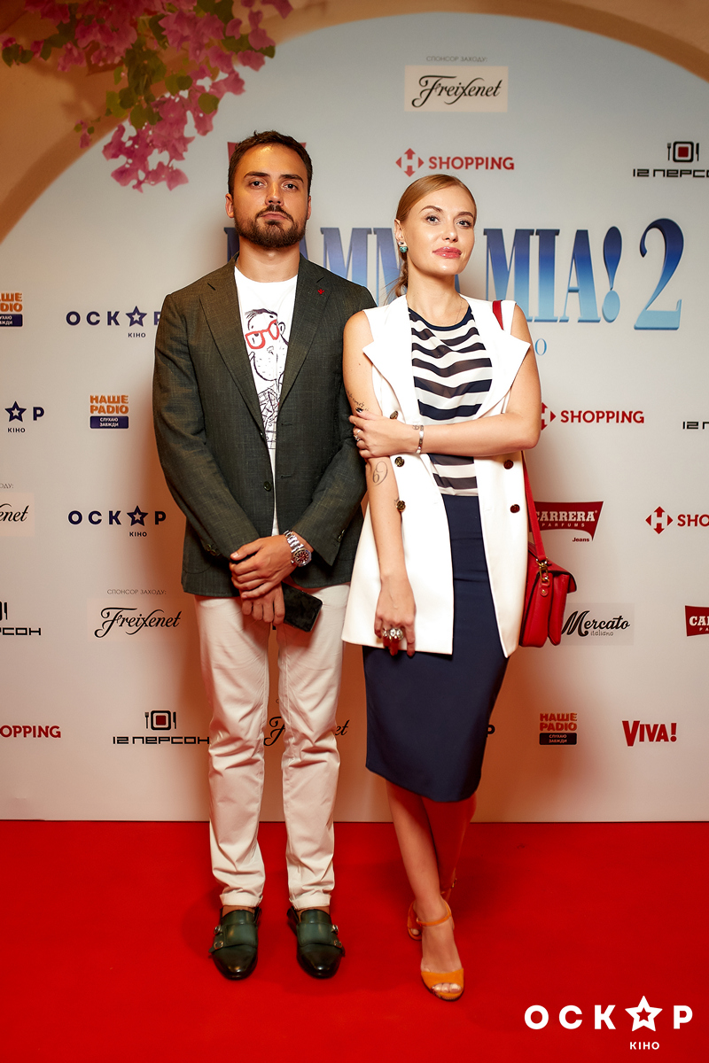 Ступка с женой, &quot;НеАнгелы&quot; и другие звезды посетили премьеру &quot;Мамма Миа!2&quot;