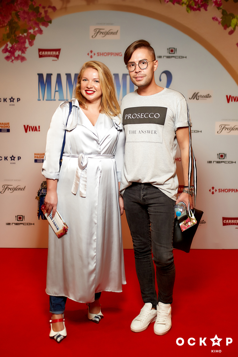 Ступка с женой, &quot;НеАнгелы&quot; и другие звезды посетили премьеру &quot;Мамма Миа!2&quot;