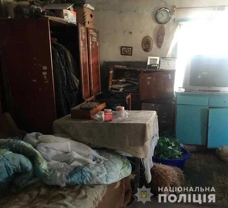 На Волыни 7-летний мальчик сбежал от матери и ночевал на болоте: дом хуже сарая