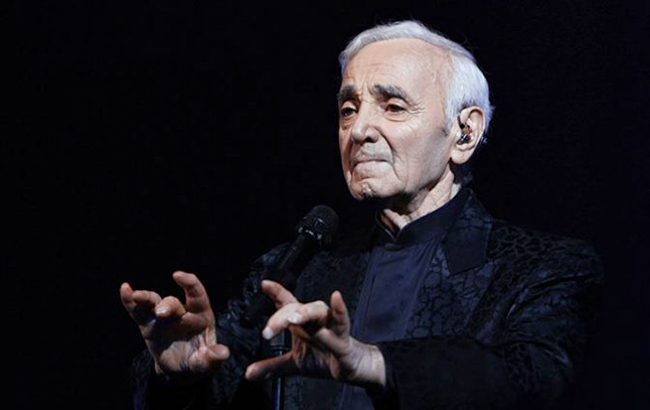 Во Франции экстренно госпитализировали известного музыканта