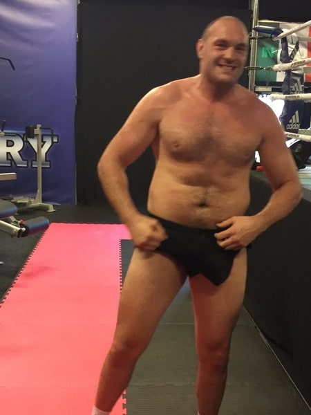 Тайсон Фьюри напугал фанов своей спортивной формой тайсон фьюри бокс спорт фото