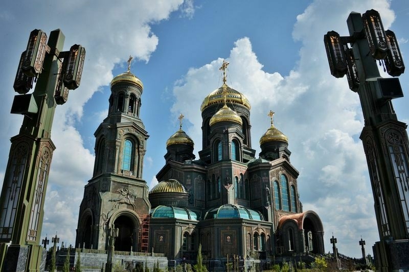 Храмы в центре москвы фото с названиями