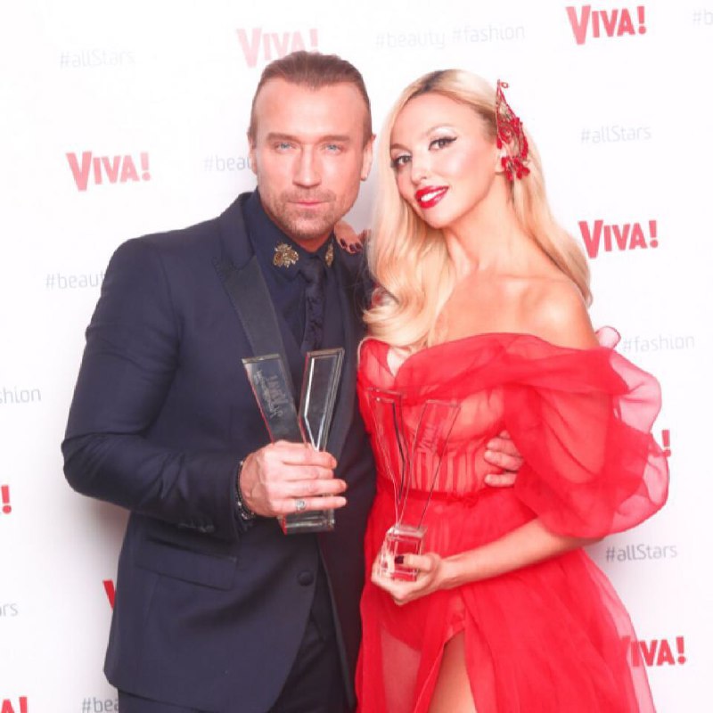 Премія "Viva!": найкрасивішою жінкою України стала Суперблондинка