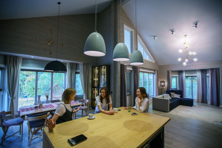 Актриса "Квартала 95" показала свой шикарный дом в Киеве