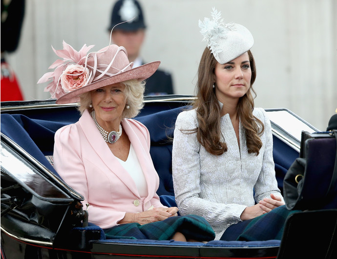 Єлизавета ІІ розповіла, кому передасть престол