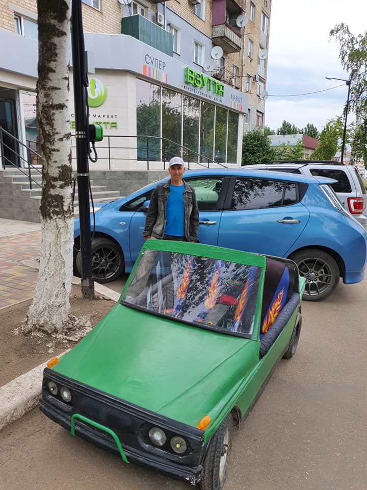 Українець створив своїми руками електромобіль: як тобі таке, Ілон Маск?