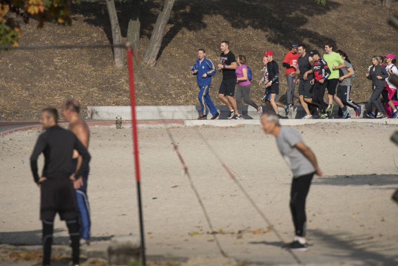 Кличко протестировал первую современную беговую дорожку в Киеве