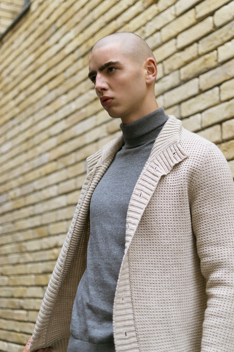 Топ-модель по-українськи 4: один із учасників популярного шоу став обличчям нової колекції українського бренду (фото)