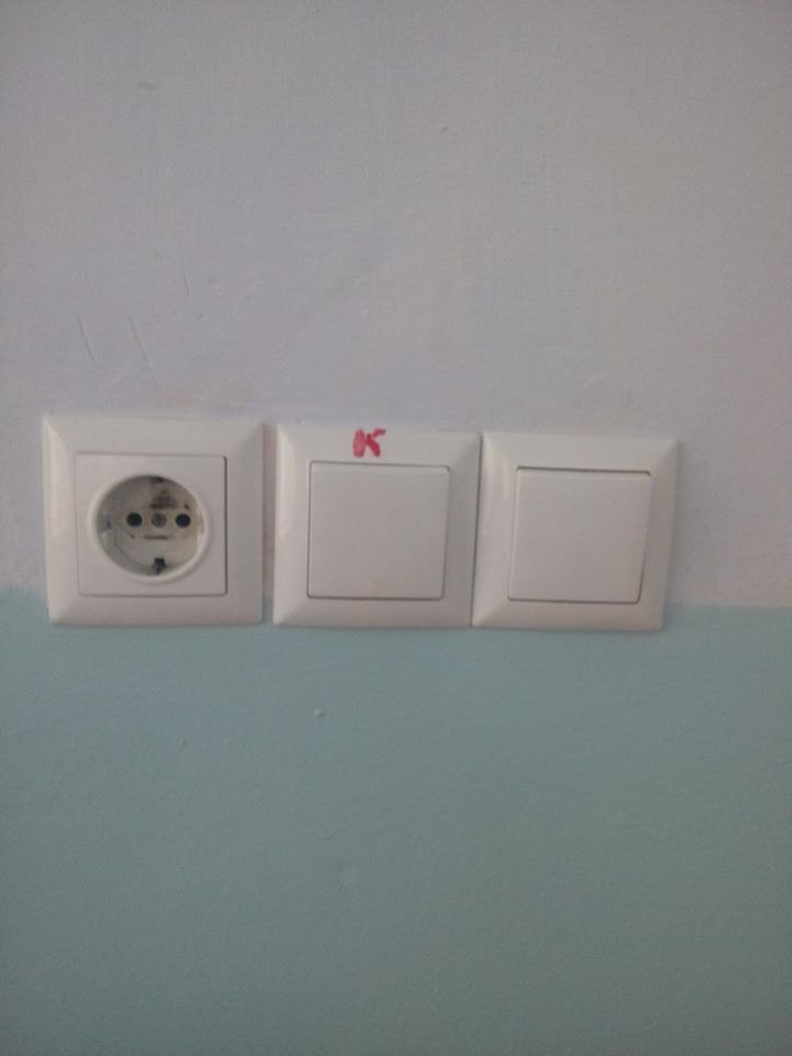 "Від болю гудзики від футболки з'їв": в Хмельницькому лікарі пять годин не могли допомогти постраждалій дитині