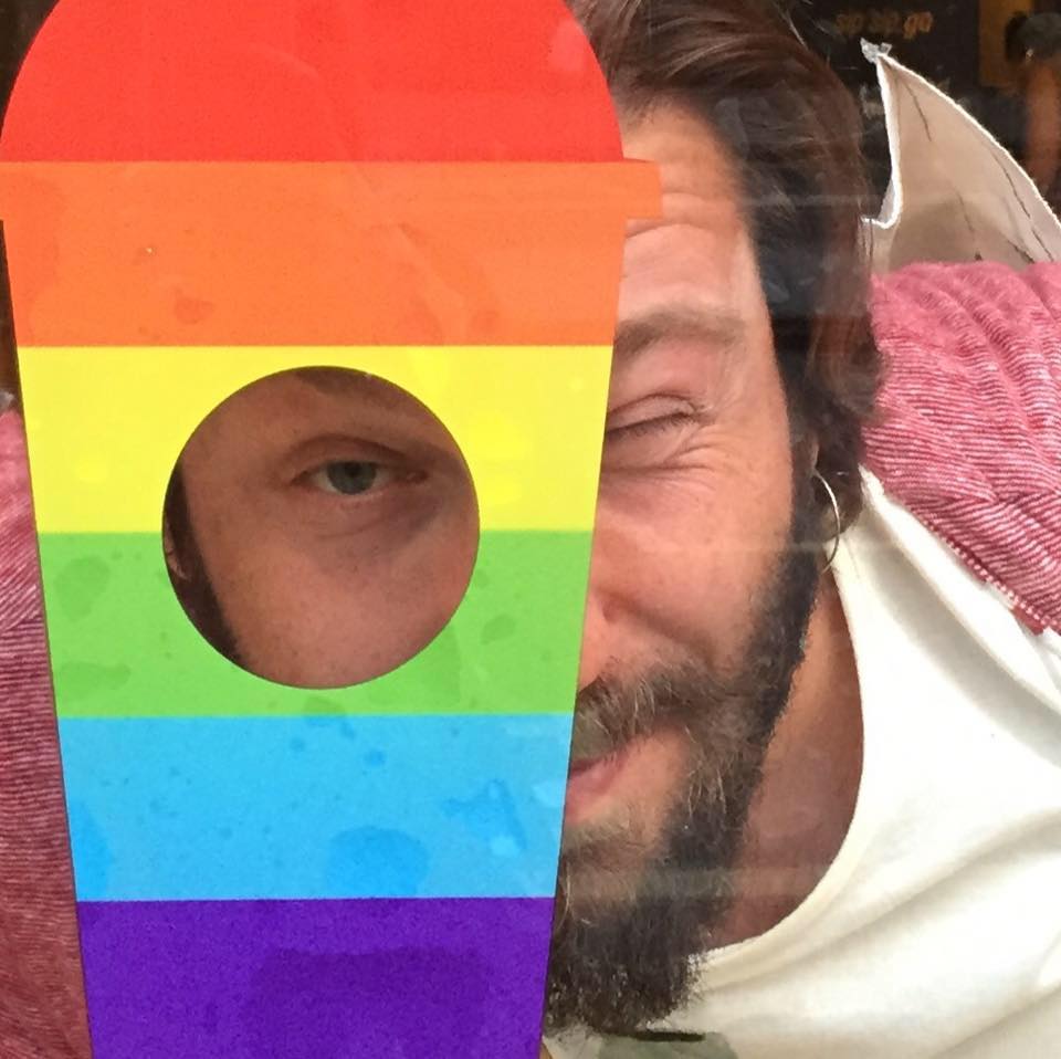 &quot;Свобода взглядов - самое главное&quot;: Евгений Чичваркин о гей-прайдах, РПЦ и советском прошлом