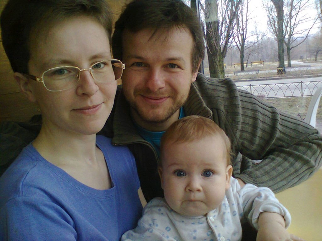 Заметки украинского папы в декрете: Артем Чапай о партнерских родах, стереотипах и радости отцовства