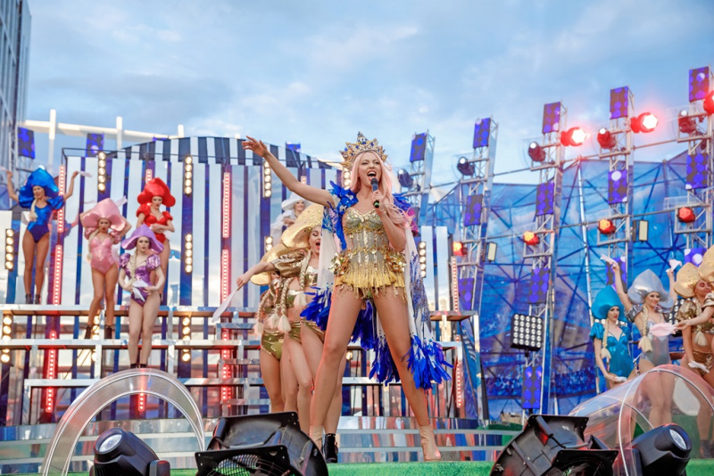 Высшая лига: Оля Полякова подняла на уши весь Киев (фото)