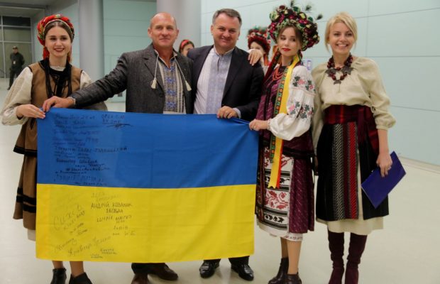 &quot;Украинские амазонки&quot;: во Львове прошел этнопоказ для женщин, которые воюют на Донбассе