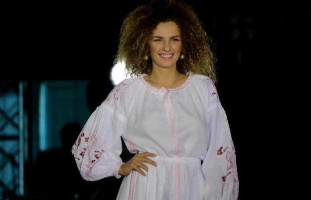 "Украинские амазонки": во Львове прошел этнопоказ для женщин, которые воюют на Донбассе