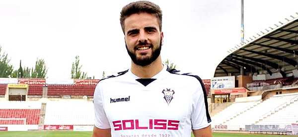 Одноклубник Зозулі: в Іспанії футболіст випав з вікна готелю